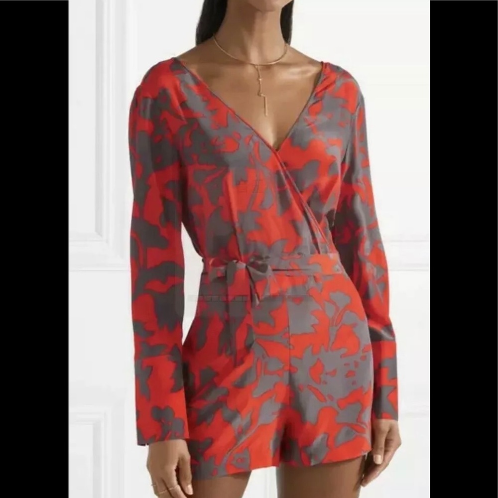 New with tags $398 DVF v neck wrap printed romper